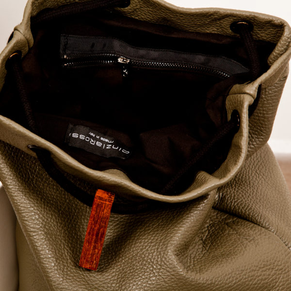 Zaino in pelle verde militare- cinzia rossii